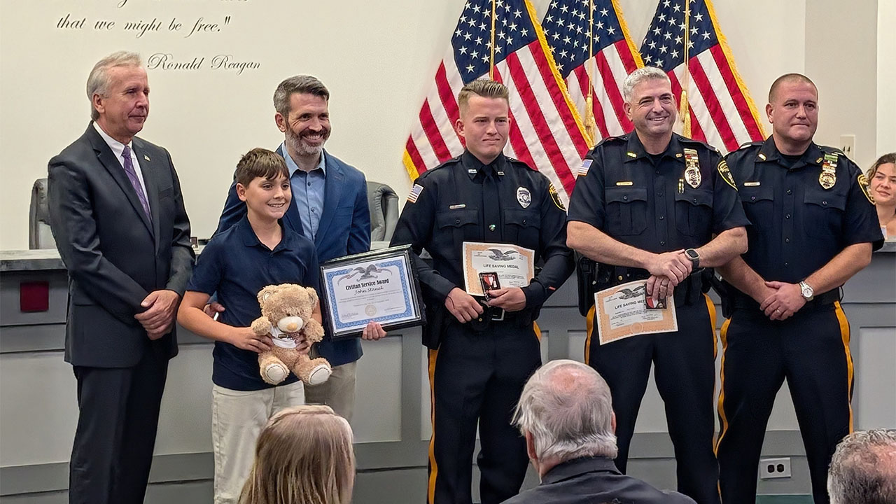 Manville Police Civilian Service Award Manville Police Civilian Service Award
